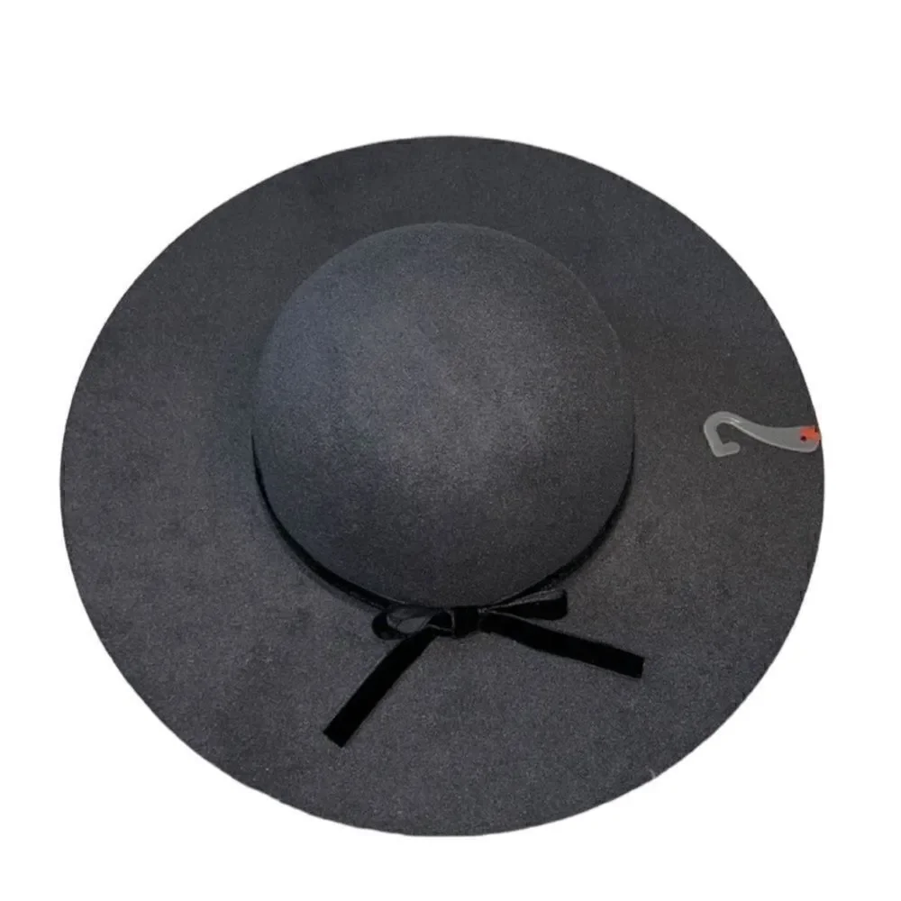 Cat & Jack Felt Floppy Gray Hat(Size 12-24M)